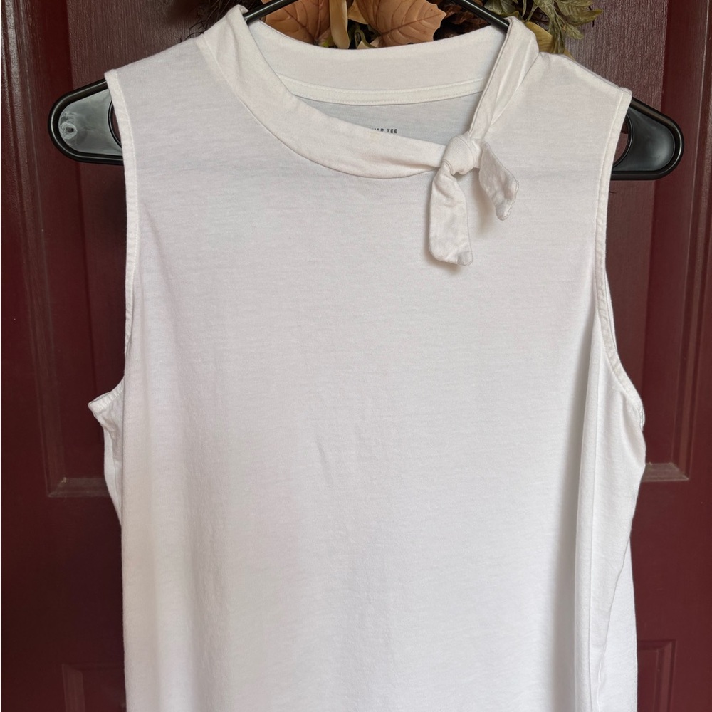 Banana Republic White Tank Top with Knot Detail